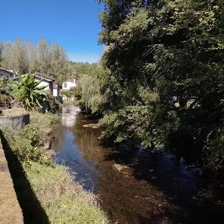 Hébergement de vacances Maison De Location Saisonnière En Périgord *