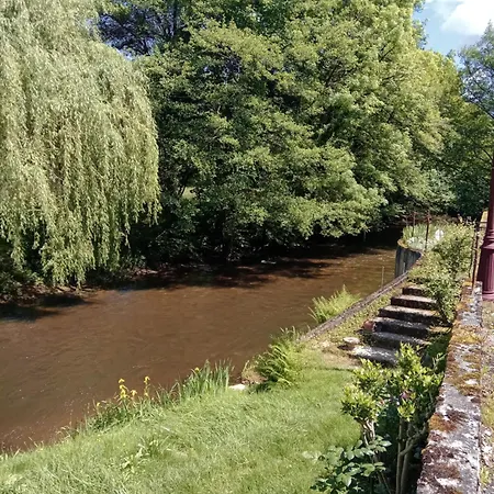 Prázdninový dům Maison Au Bord De La Riviere Dronne En Perigord